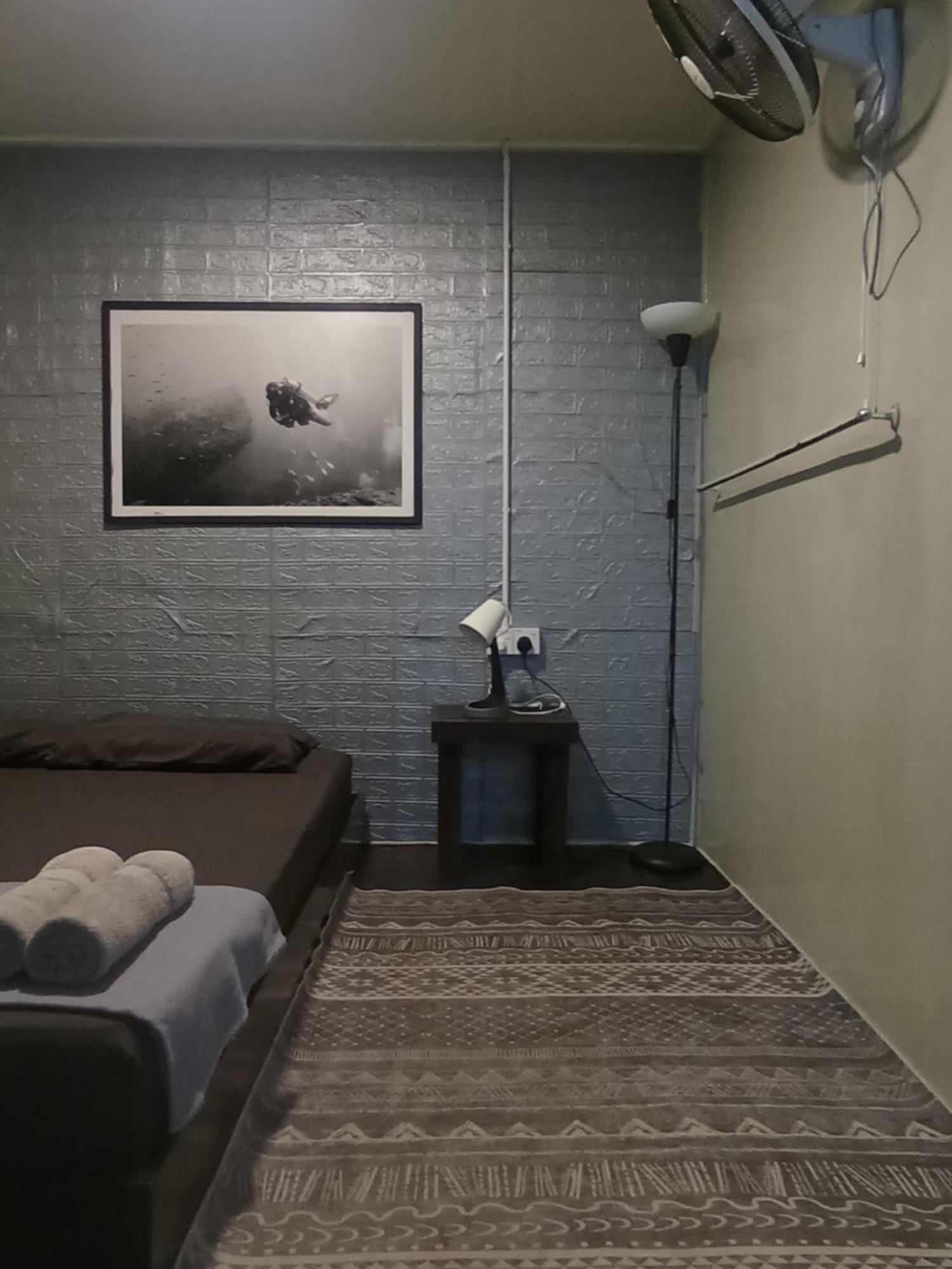 Seahorse Diver Guesthouse Kampong Pasir Panjang  Екстер'єр фото