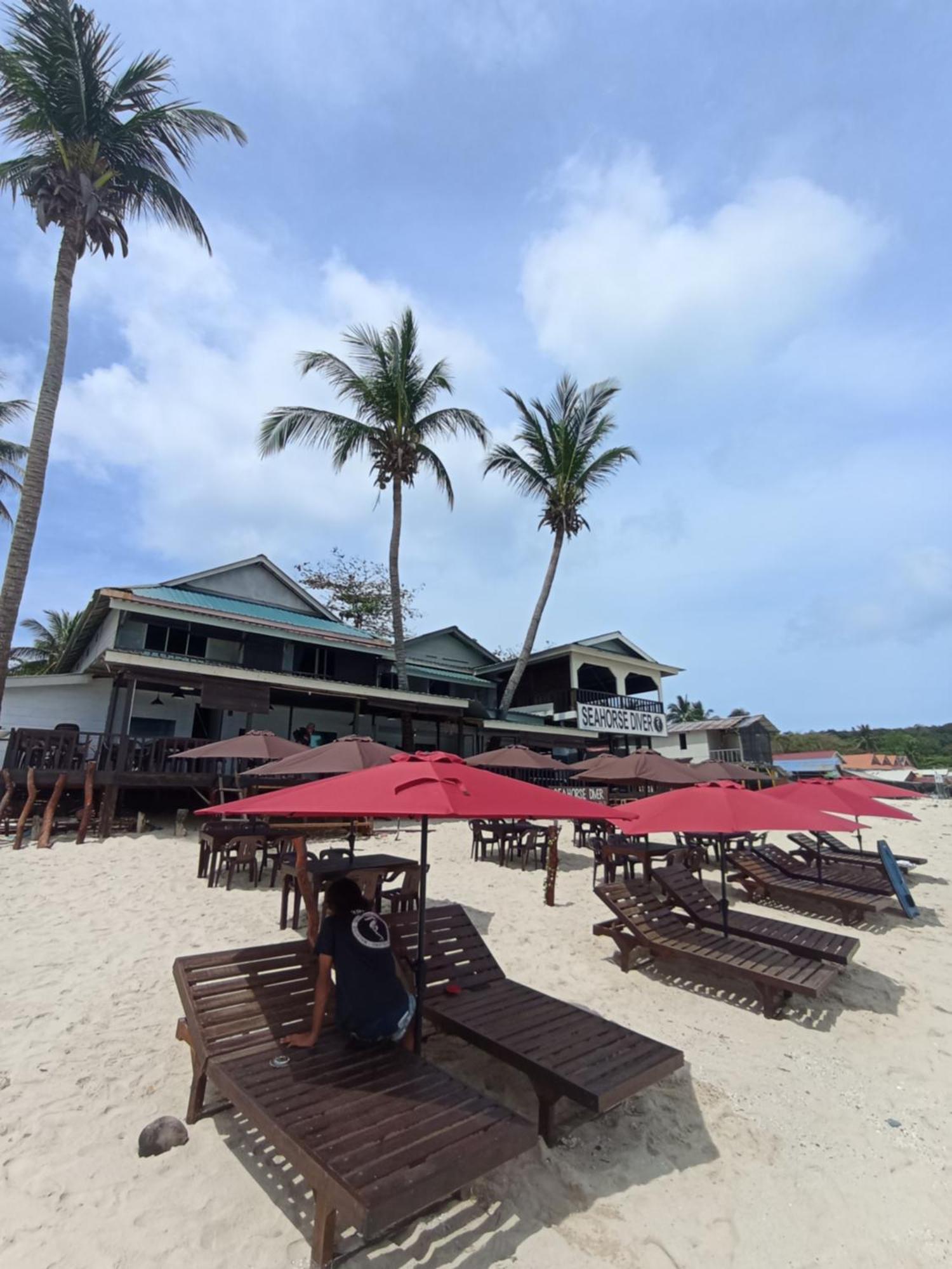Seahorse Diver Guesthouse Kampong Pasir Panjang  Екстер'єр фото