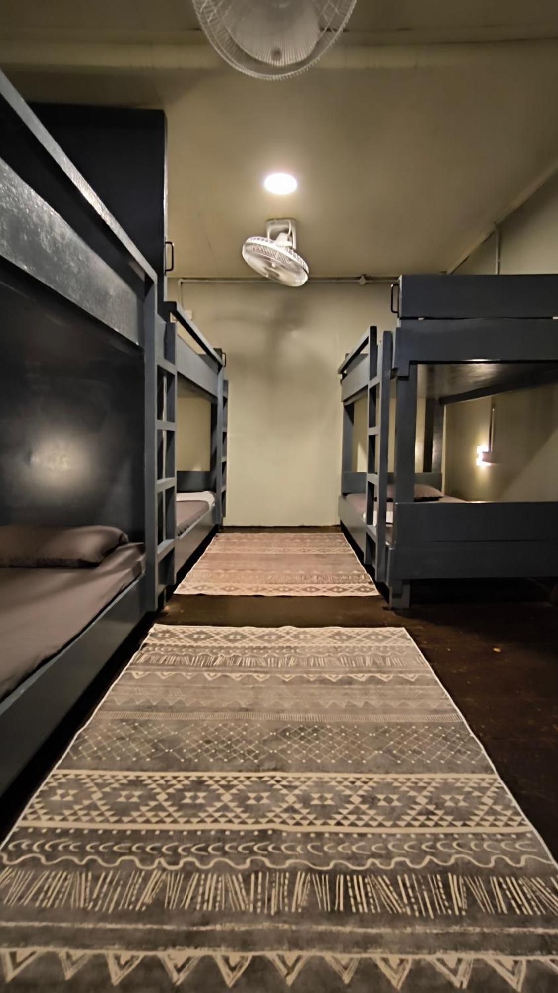 Seahorse Diver Guesthouse Kampong Pasir Panjang  Екстер'єр фото