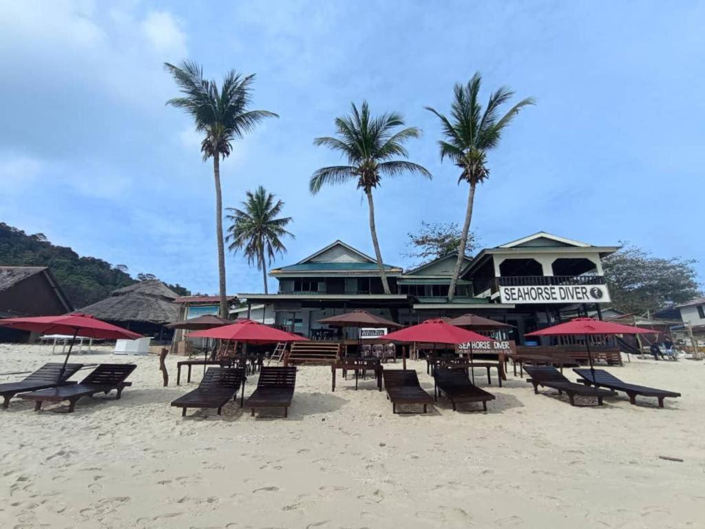 Seahorse Diver Guesthouse Kampong Pasir Panjang  Екстер'єр фото