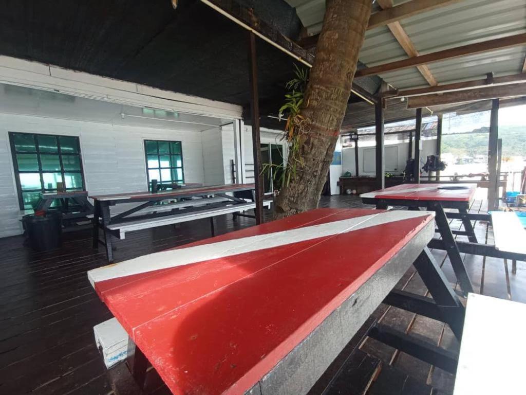 Seahorse Diver Guesthouse Kampong Pasir Panjang  Екстер'єр фото