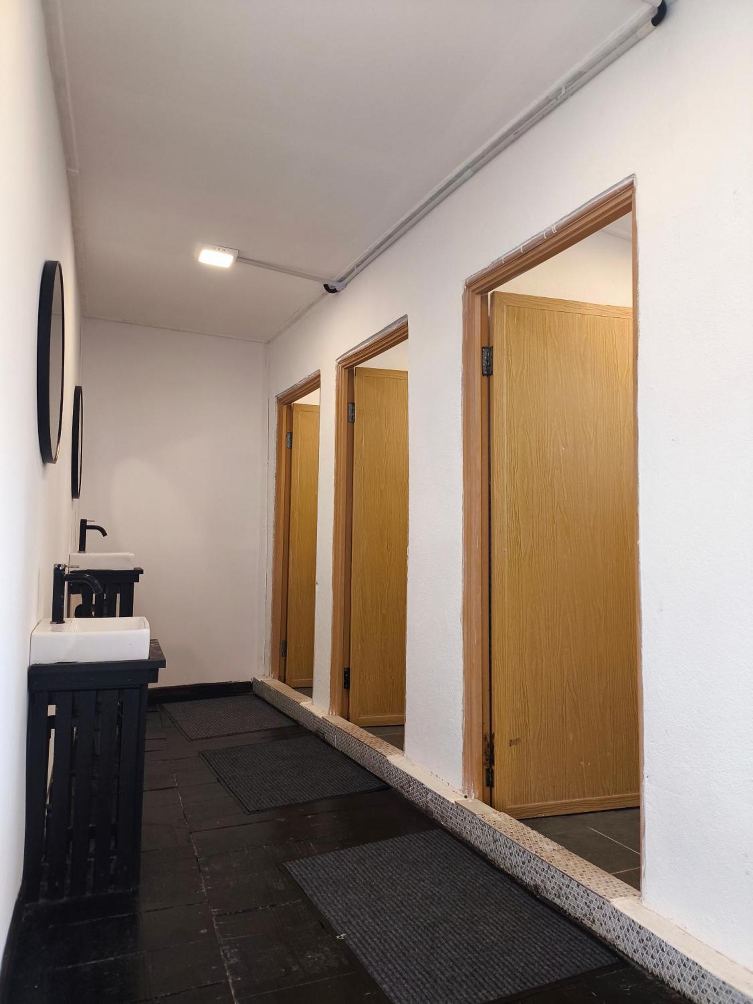 Seahorse Diver Guesthouse Kampong Pasir Panjang  Екстер'єр фото
